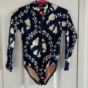 NWT Crewcuts Rushguard 4-5y